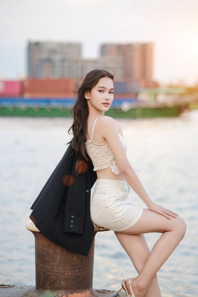 Pier Pressure: Waterfront Fashion at the Edge of Brooklyn